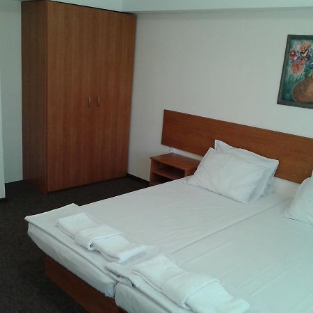 Hotel Stroitel Hisarya Esterno foto